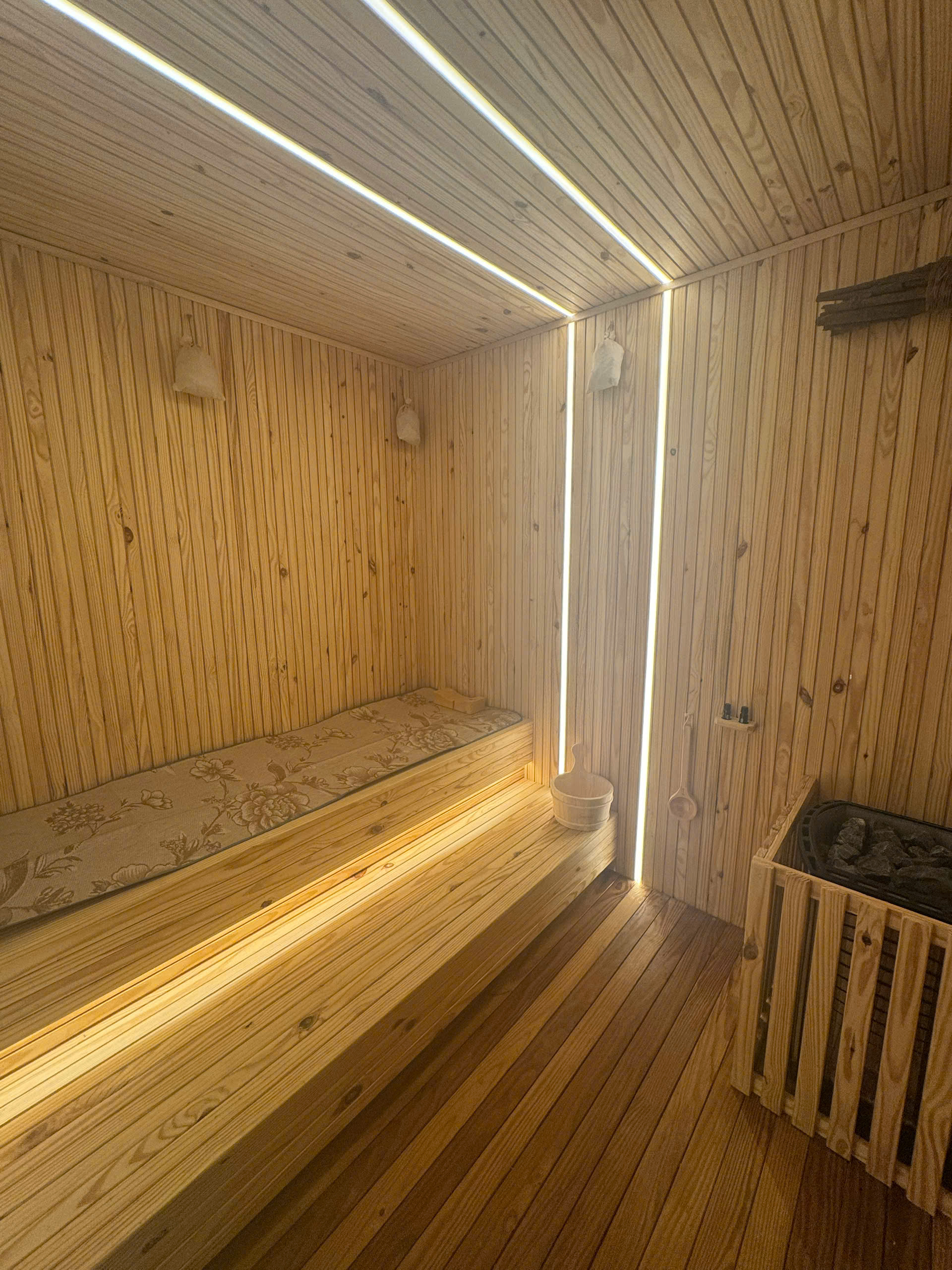 Trang thiết bị máy móc hiện đại – Nâng cao chất lượng thi công