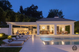 Dịch vụ thiết kế và thi công hồ bơi tại Nha Trang uy tín, đa dạng mẫu mã, tối ưu chi phí. Giải pháp trọn gói cho biệt thự, resort, spa.